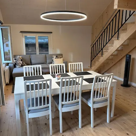 Harderview Apartament